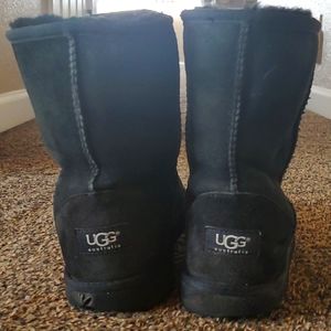 Womens UGG black boots size 6